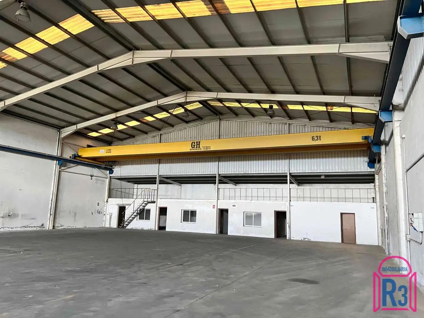 Nau industrial en venda a Vilecha