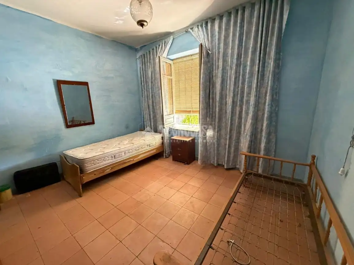 Habitación de Piso en venta en Linares con Balcón