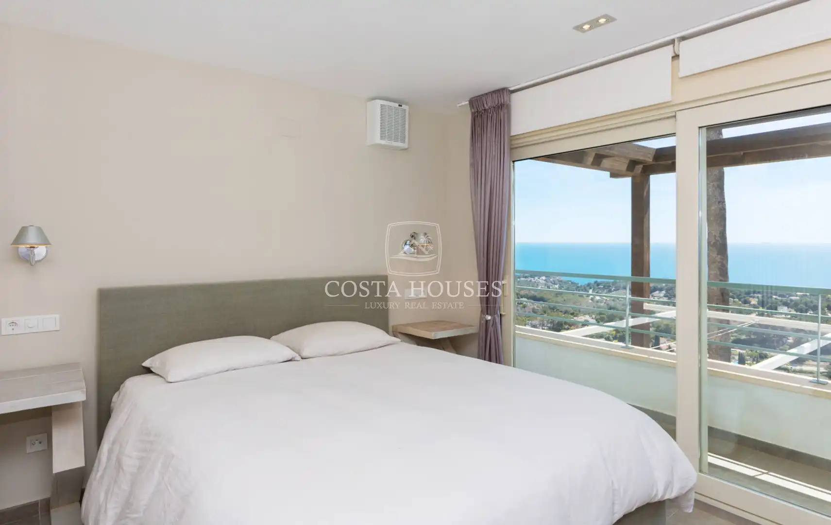 Bedroom of Houses for sale in Benissa  with Air Conditioner, Heating and Private garden