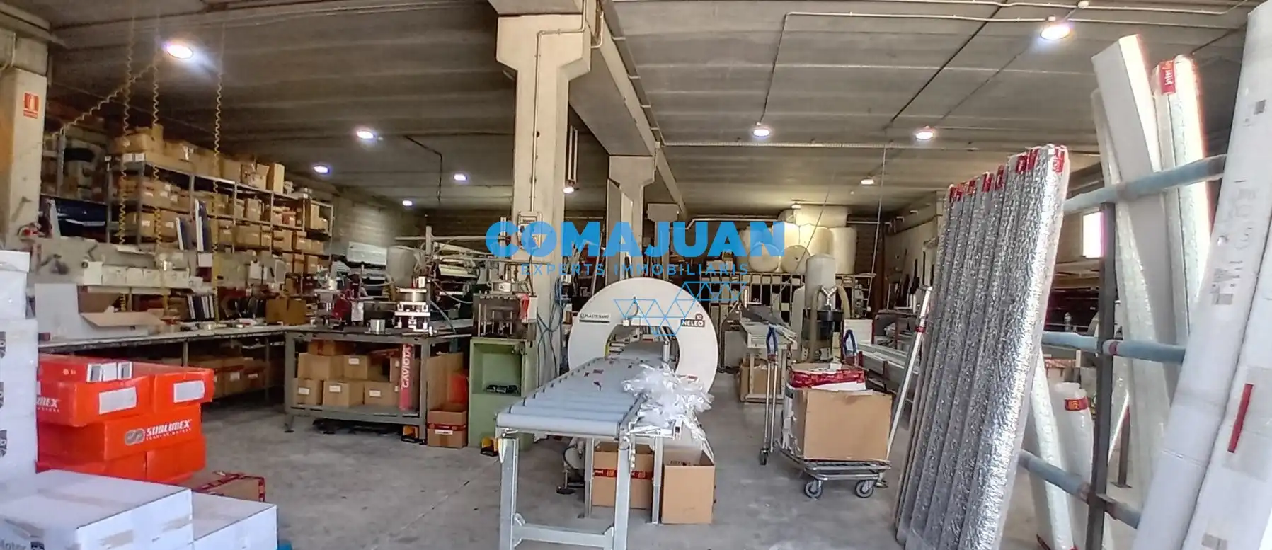 Fabrikhallen zum Verkauf in Calella