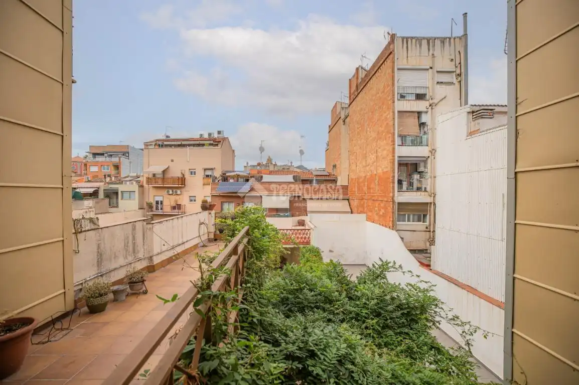 Casa aparellada amb terrassa en venda a Centre - Can Nadal, imagen 20