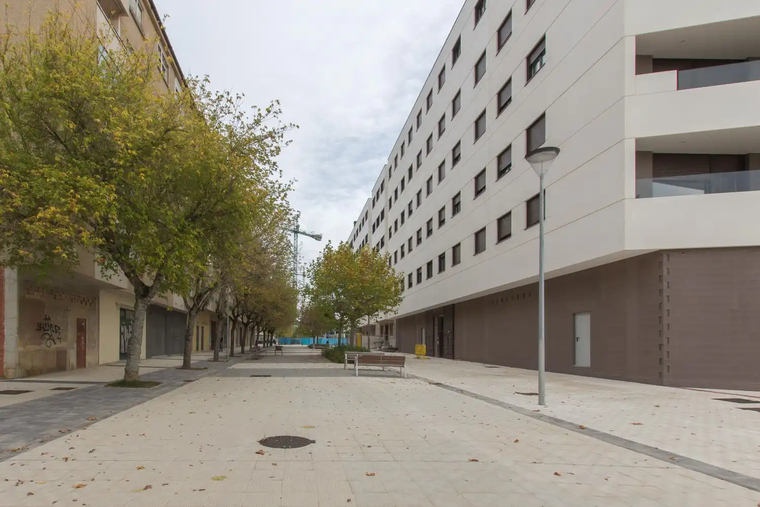 Vista exterior de Local de alquiler en  Pamplona / Iruña