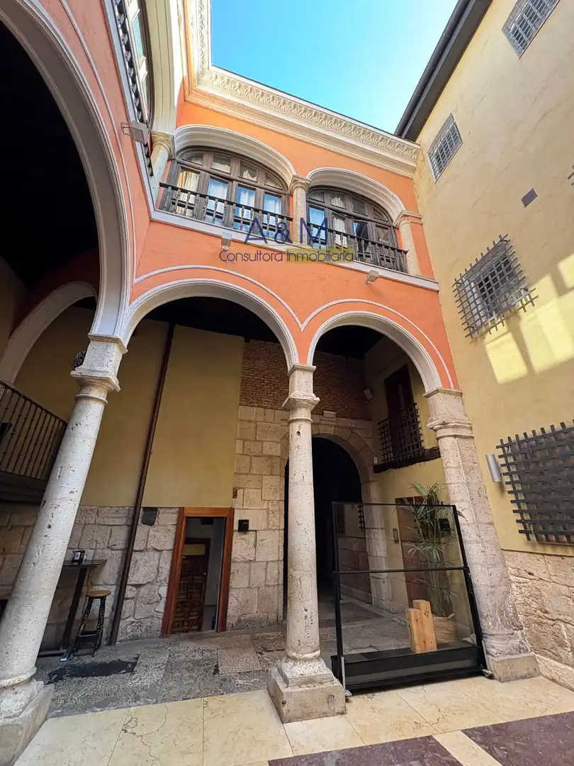 Gebäude zur Miete in Valladolid