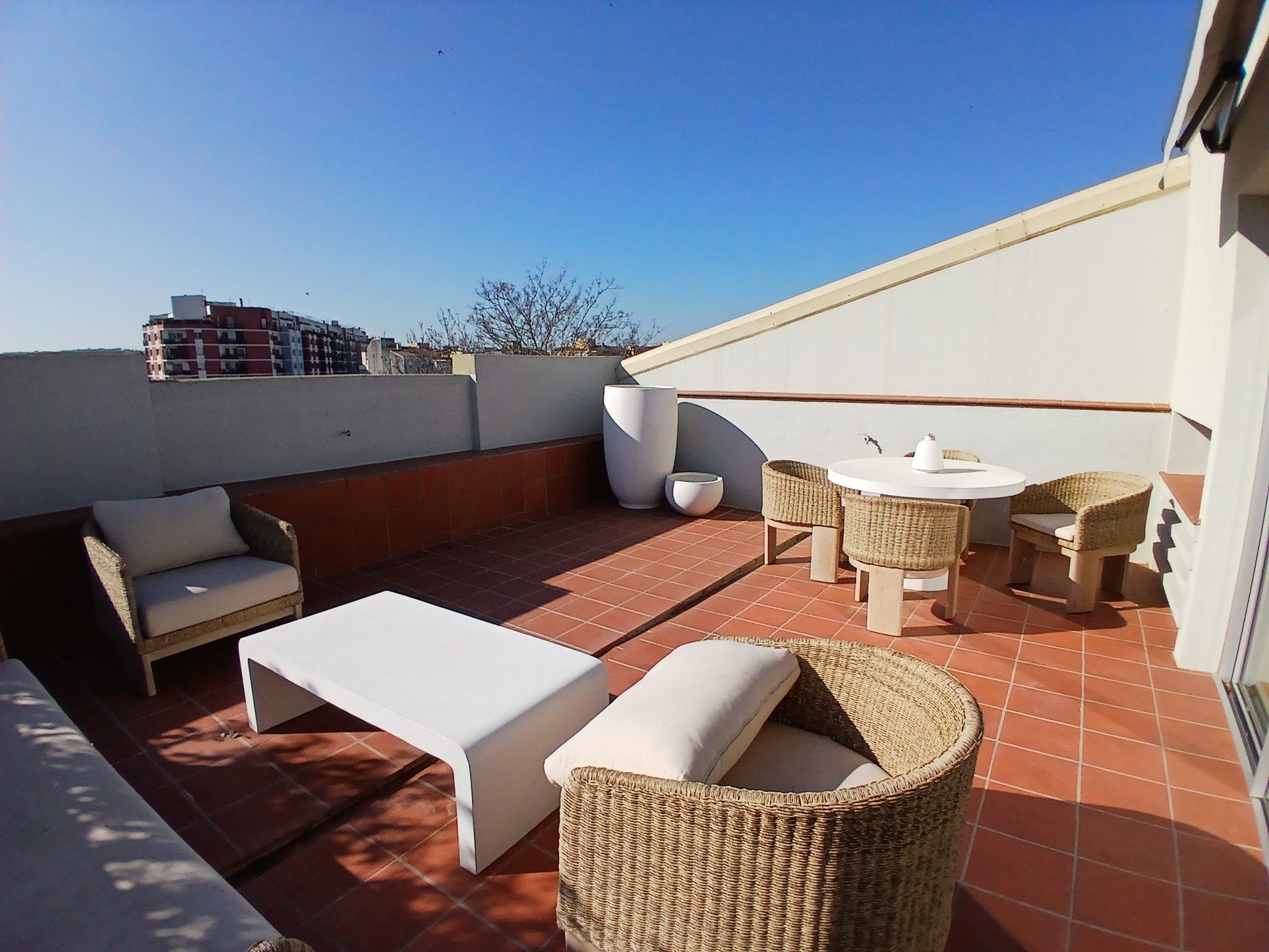 Terraza de Ático de alquiler en Girona Capital con Aire acondicionado, Calefacción y Terraza