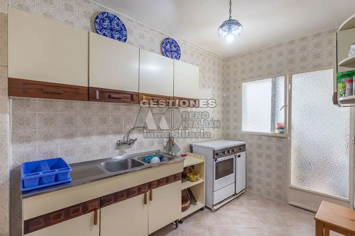 Küche von Wohnung zur Miete in Granada mit Heizung, Möbliert und Ofen