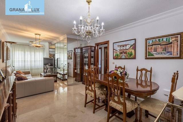 Piso en Venta en Calle Arquitecto Felipe Giménez Lacal en Pajaritos