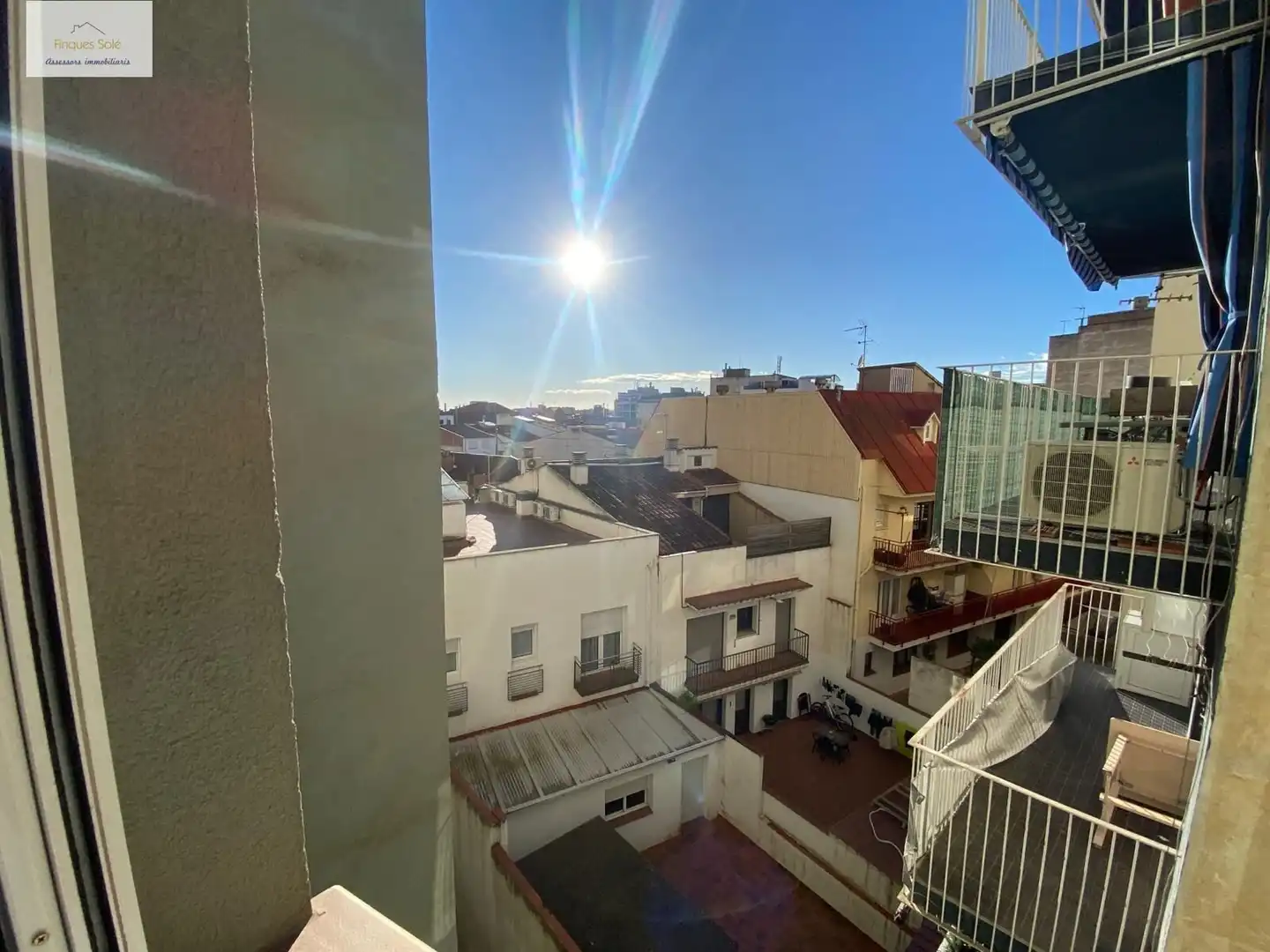 Vista exterior de Piso en venta en Granollers con Balcón