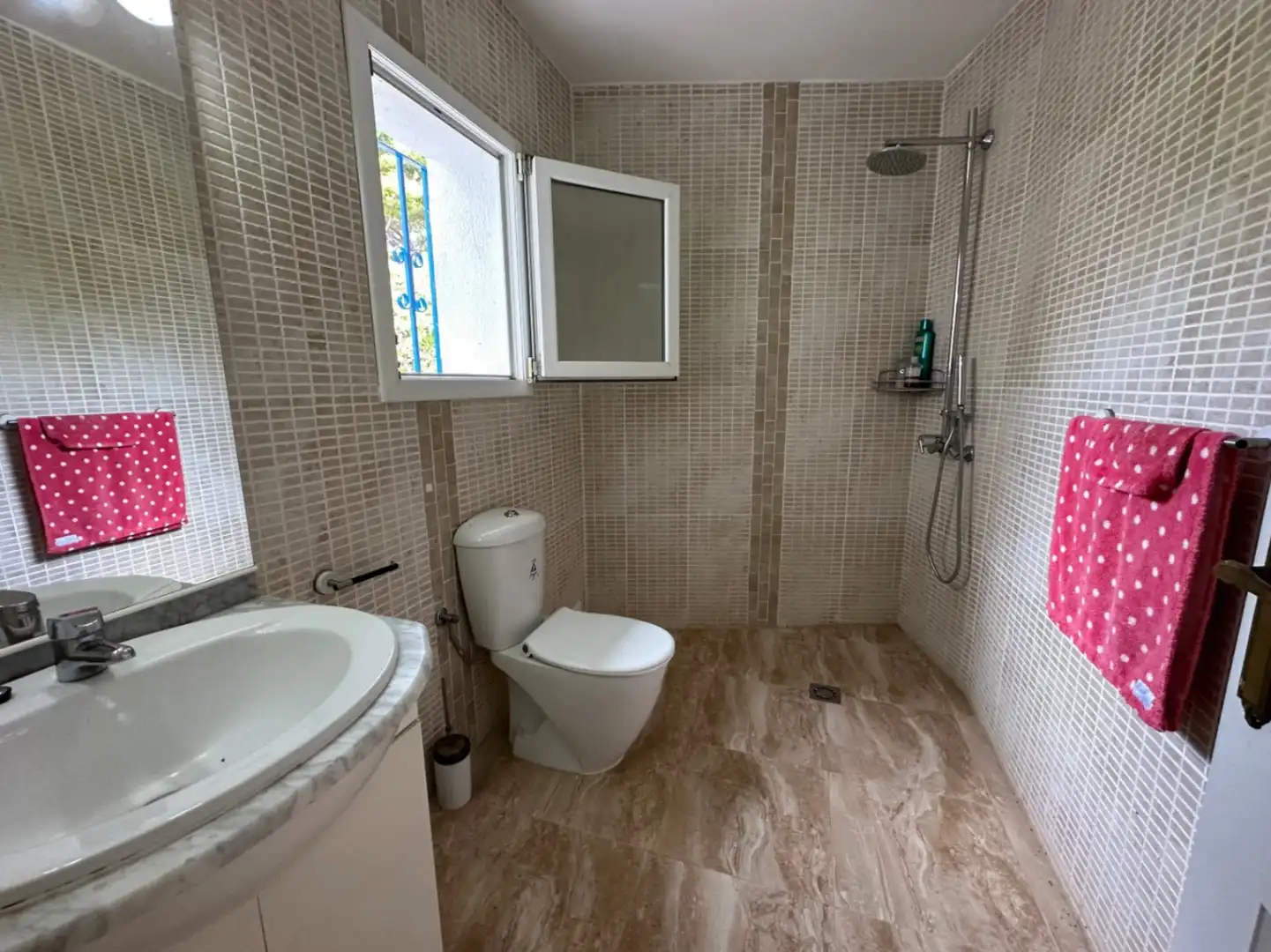 Bany de Casa o xalet en venda en Alcalà de Xivert amb Aire condicionat, Calefacció i Jardí privat