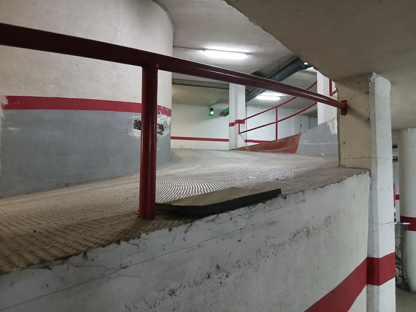 Parkplatz von Dachboden zum Verkauf in Vila-real