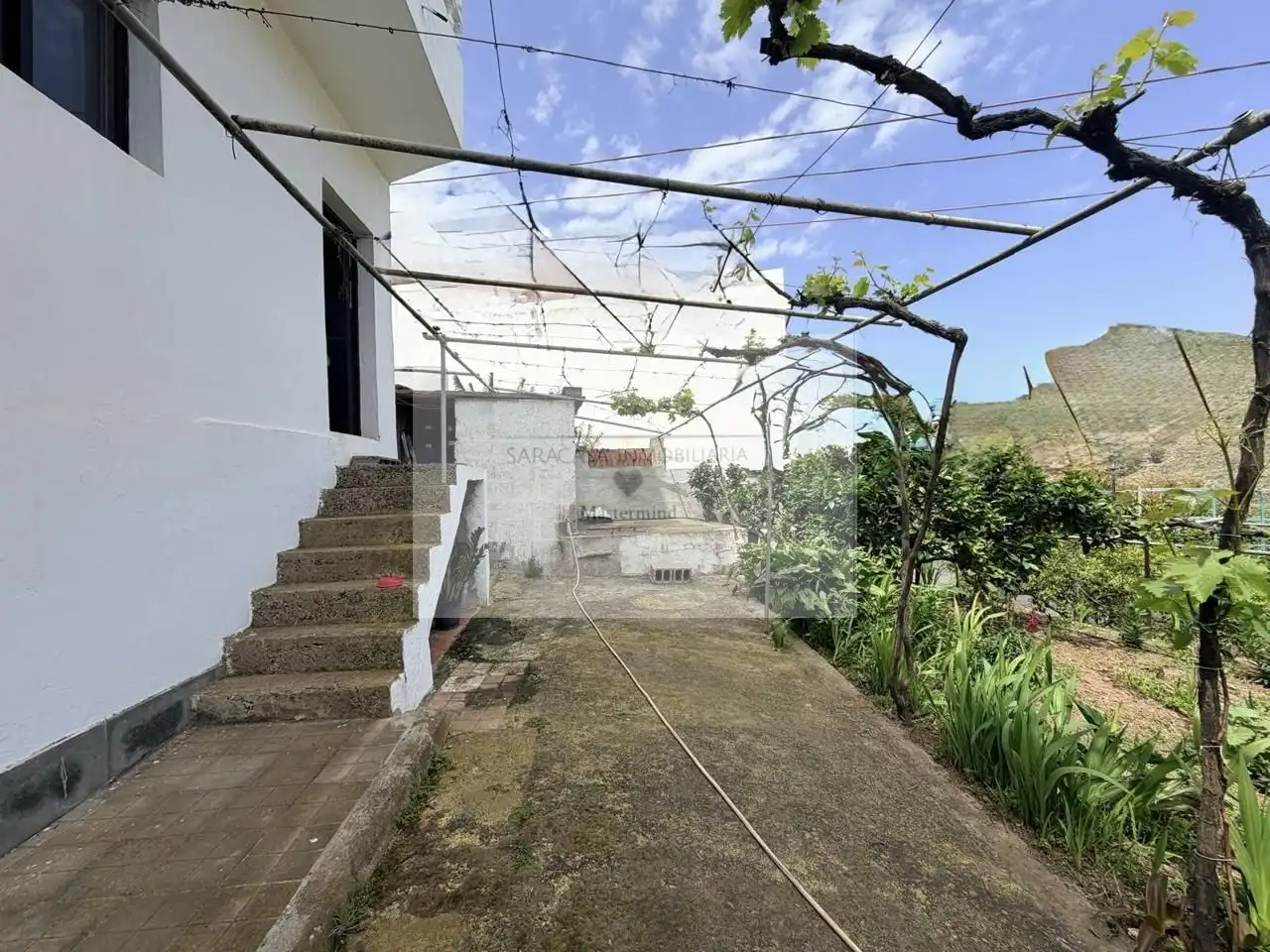 Außenansicht von Haus oder Chalet zum Verkauf in Las Palmas de Gran Canaria mit Privatgarten und Terrasse