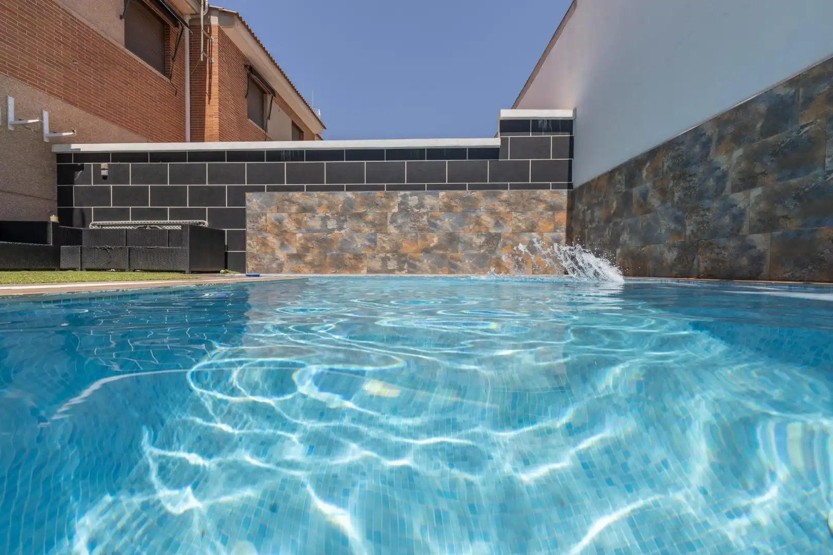 Piscina de Casa adosada en venda en Pulianas amb Aire condicionat, Calefacció i Terrassa