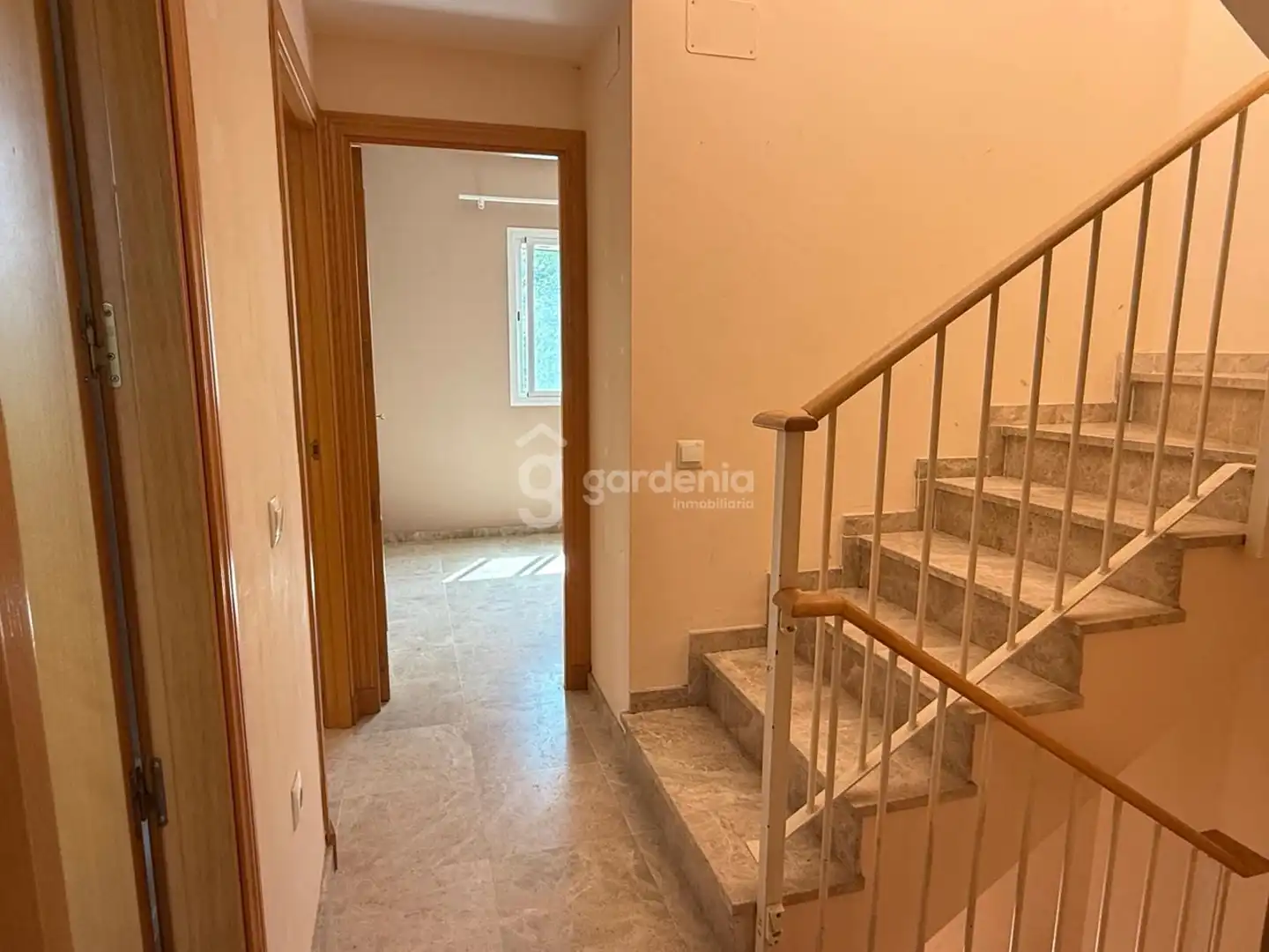 Casa adosada en venta en Castilleja de la Cuesta con Aire acondicionado y Terraza