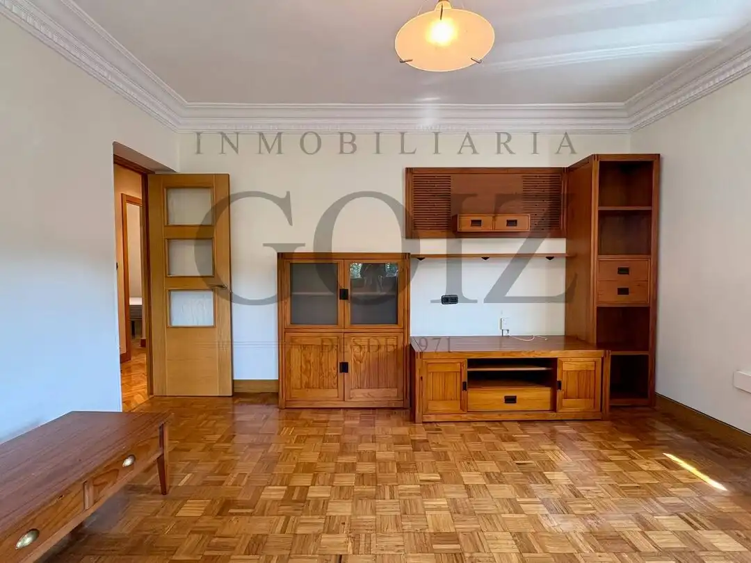 Flat for sale in Antiguo, imagen 3