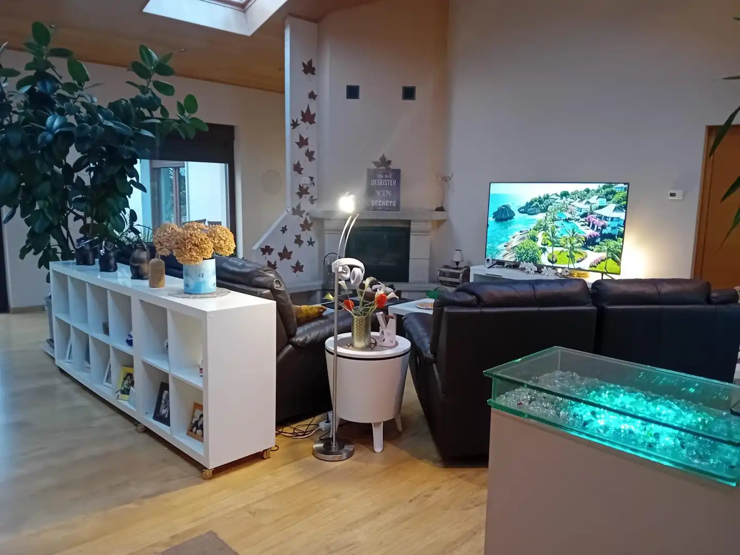 Sala de estar de Casa o chalet en venta en Carballo con Aire acondicionado, Calefacción y Jardín privado