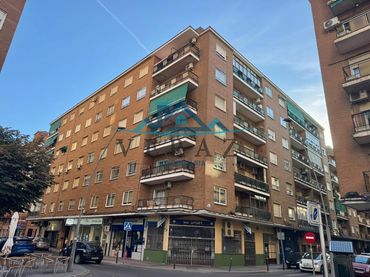 Piso con ascensor en venta en Calle Lepanto