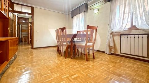 Foto 3 de Pis en venda a De Francisco Huesca, Ventas, Madrid