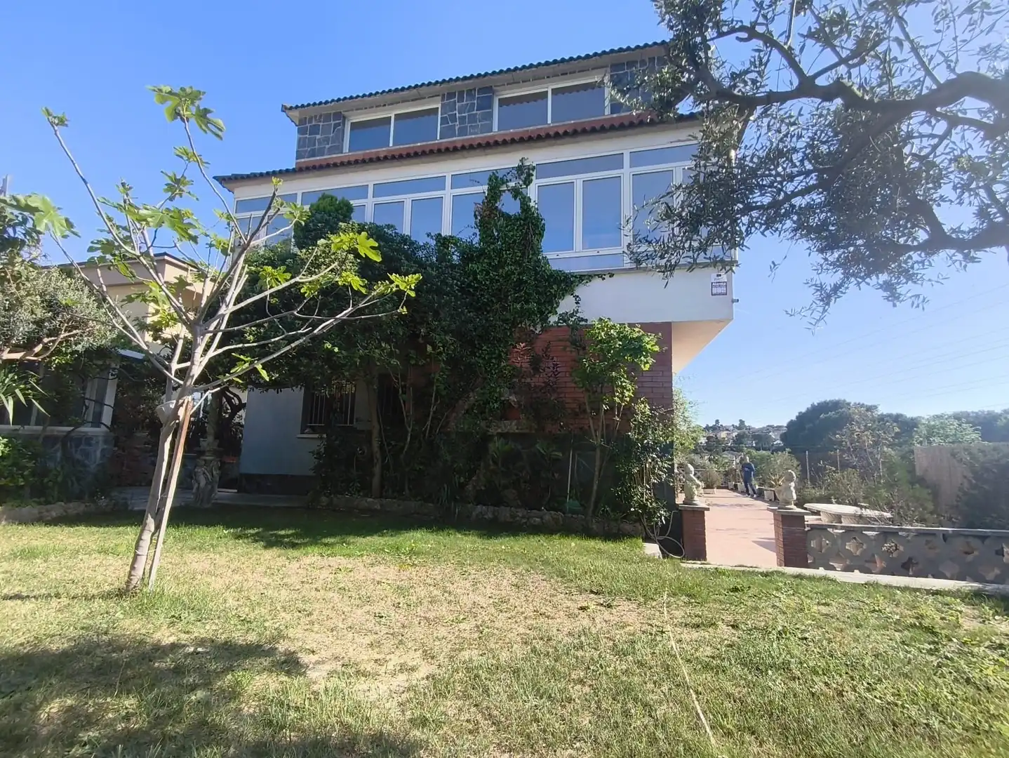 Vista exterior de Casa o xalet en venda en Lliçà d'Amunt amb Calefacció, Jardí privat i Terrassa
