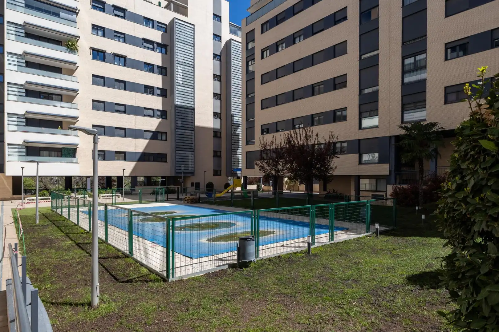 Piscina de Piso en venta en Madrid con Aire acondicionado, Calefacción y Terraza