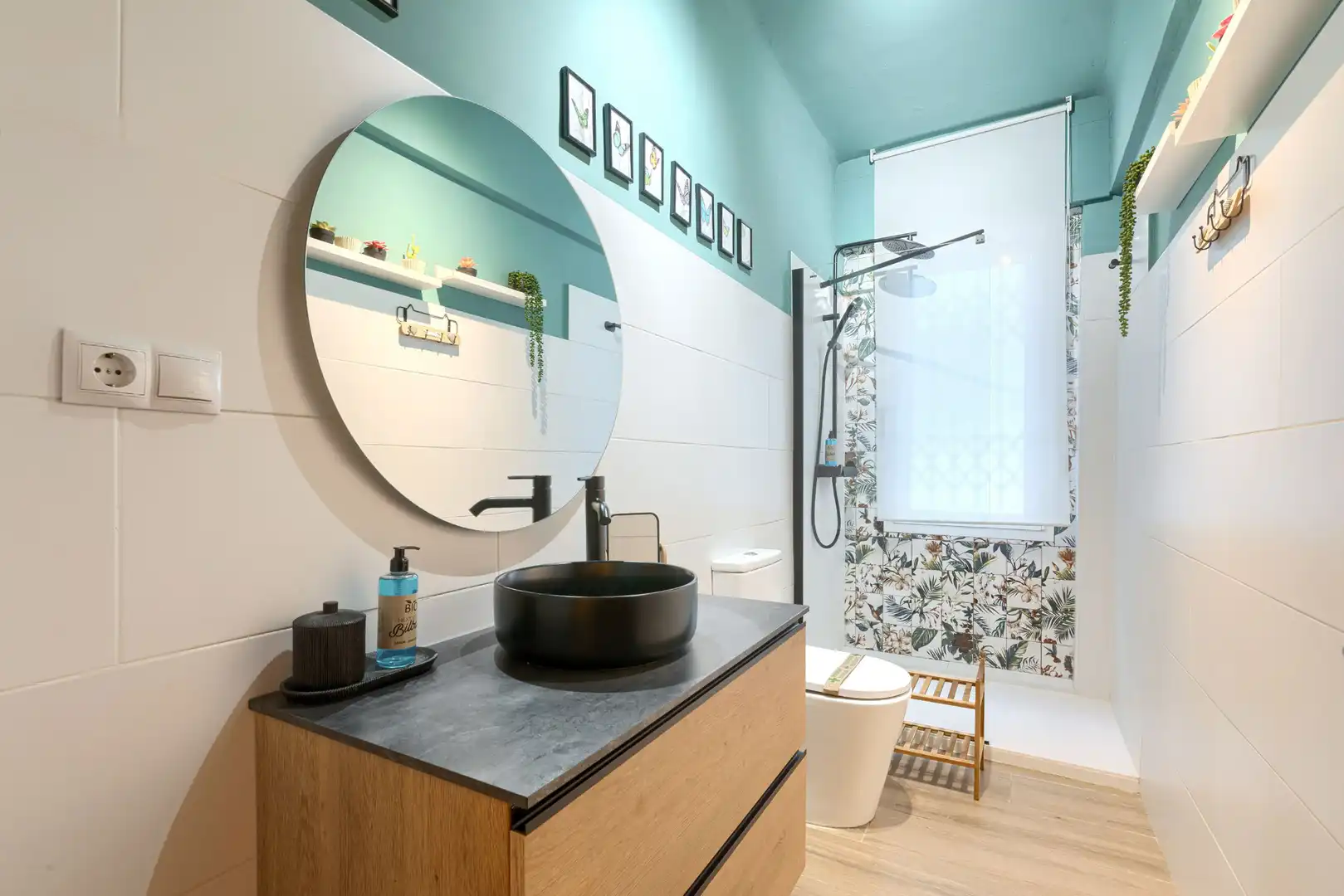 Baño de Apartamento de alquiler en Bilbao  con Calefacción, Amueblado y Lavadora