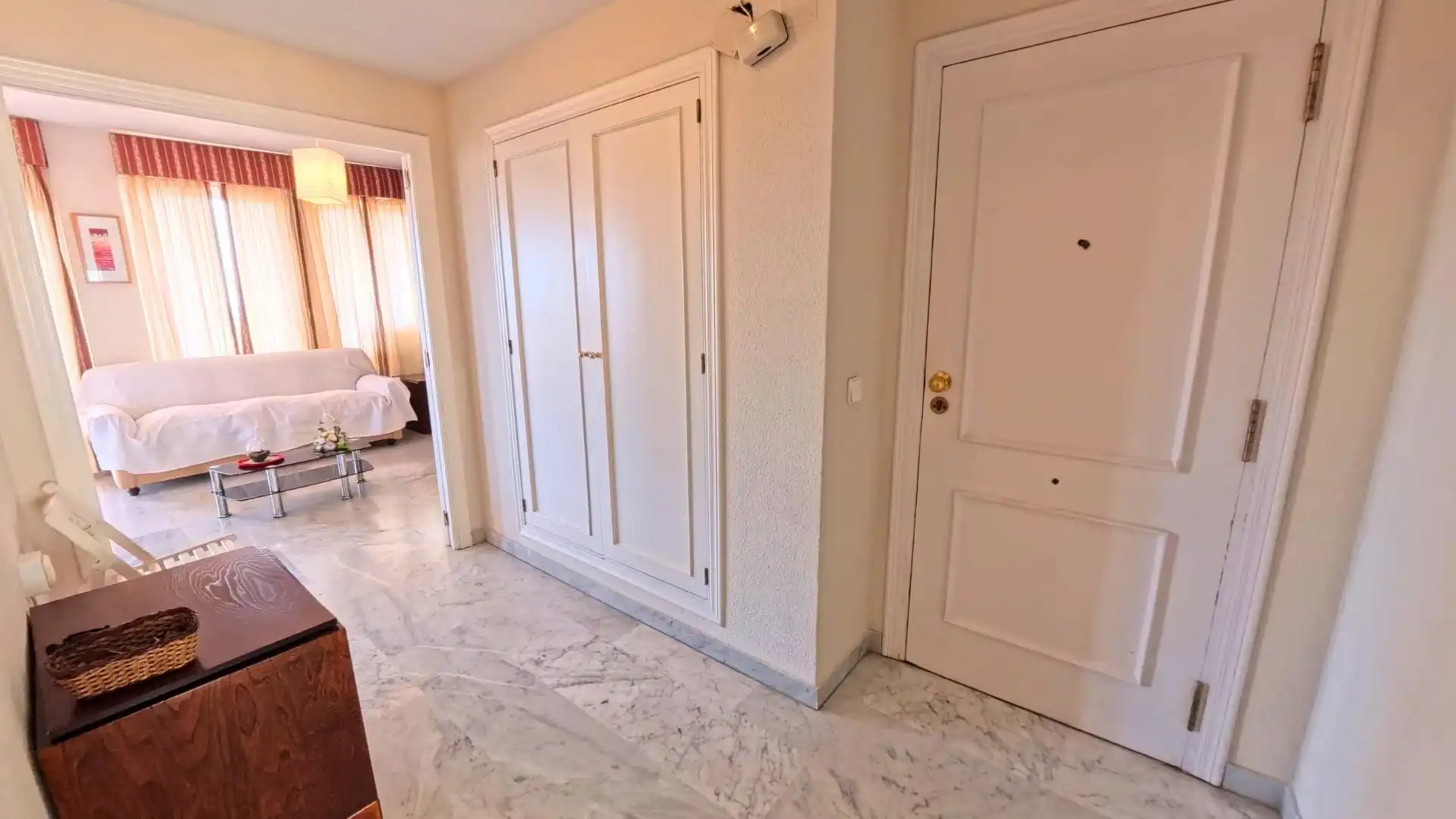 Apartments for rent in Calle SANTA MARIA (LA), Ciudad Expo