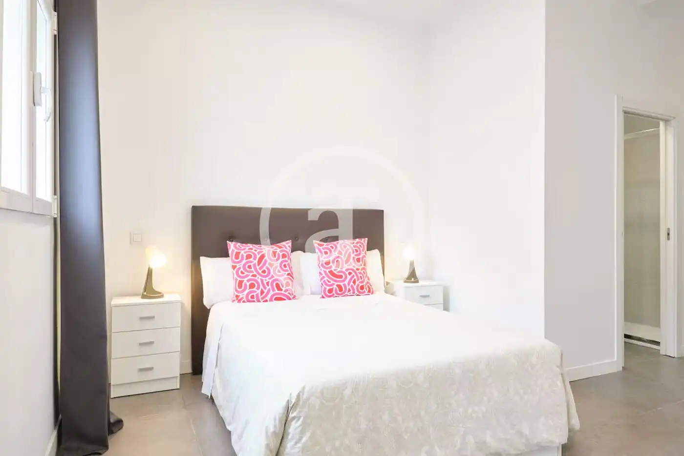 Schlafzimmer von Wohnung zur Miete in Madrid mit Klimaanlage, Heizung und Möbliert