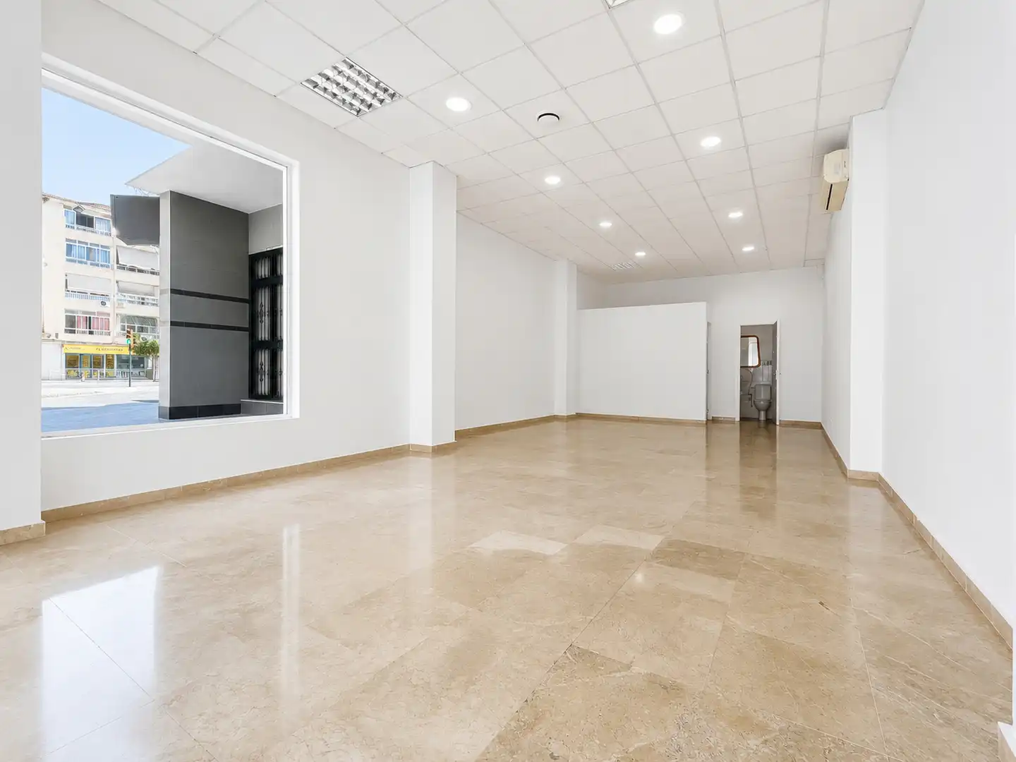 Local comercial en venda a Calle la Unión 45, imagen 4