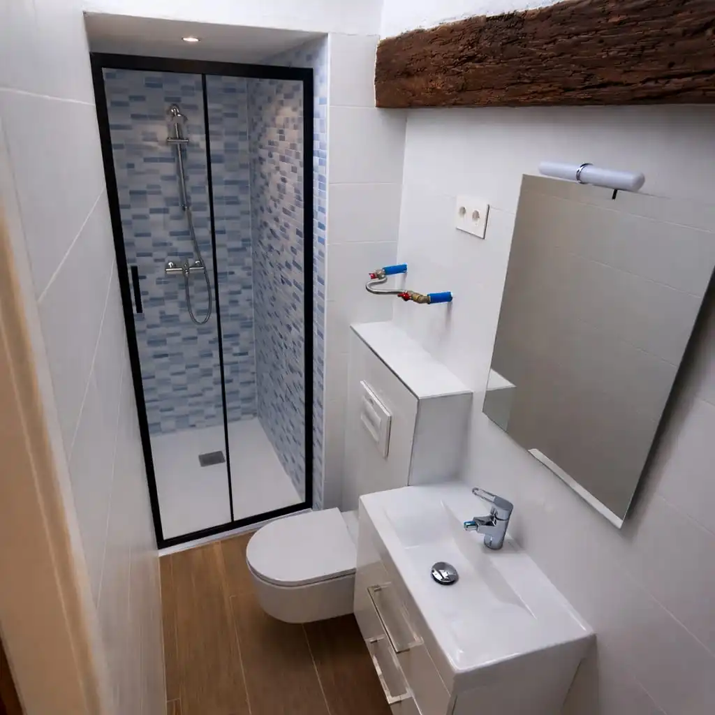 Bathroom of Apartments for rent in Zaragoza  with Heating, Parquet flooring and Furnished
