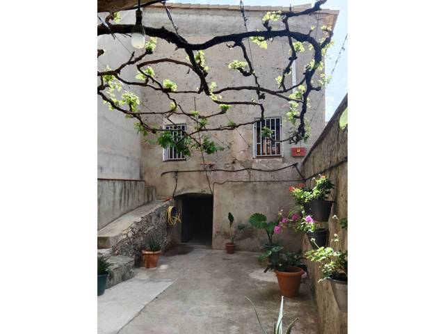 Casa-chalet en Venta en Calle Mariano Mascaro en Castillonroy