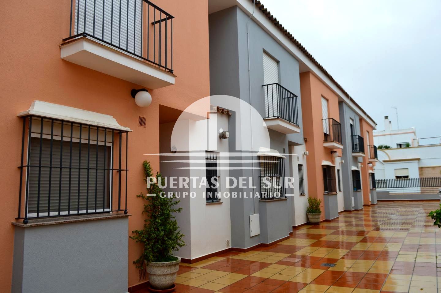 Exterior view of Flat for sale in Rota  with Air Conditioner and Terrace