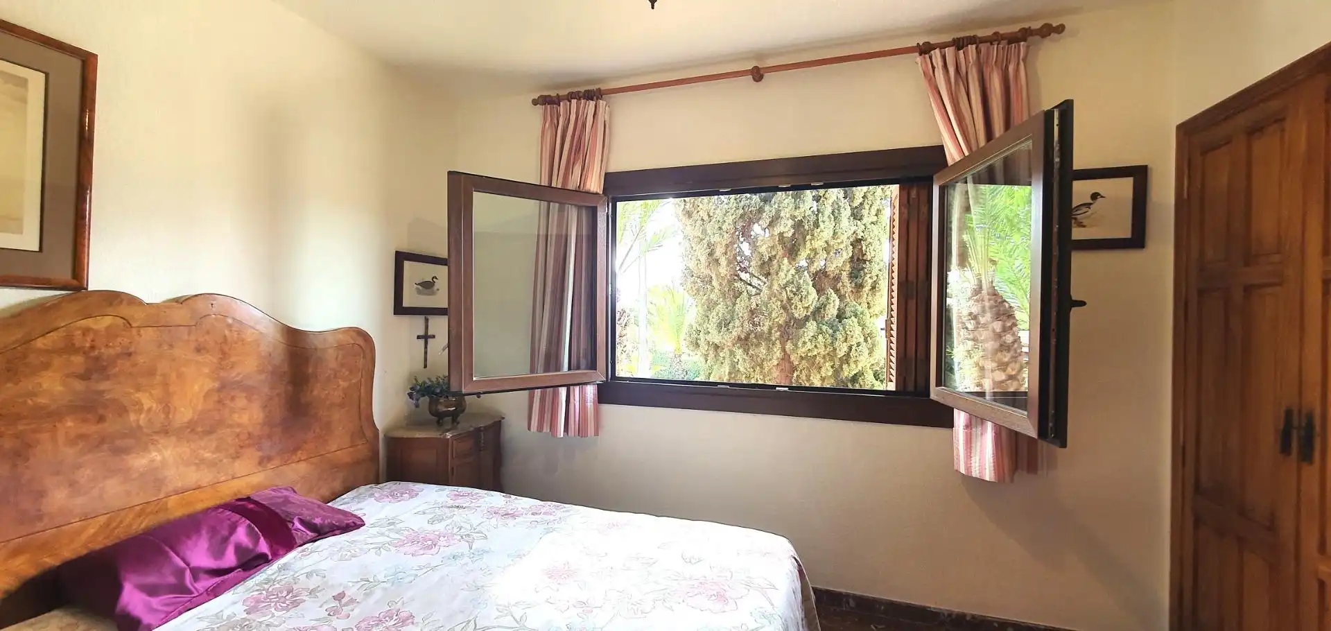 Dormitori de Casa o xalet en venda en Sant Joan d'Alacant amb Aire condicionat, Calefacció i Jardí privat