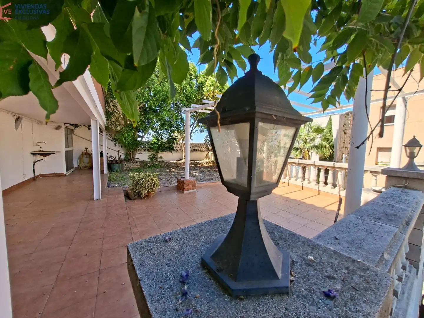 Terrassa de Casa o xalet en venda en Sant Just Desvern amb Aire condicionat, Calefacció i Jardí privat