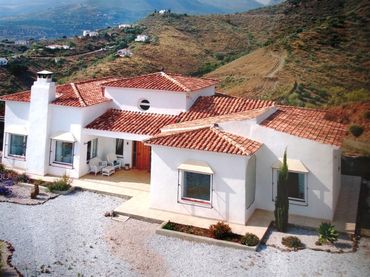 Casa rústica amb jardí en venda a Canillas de Aceituno