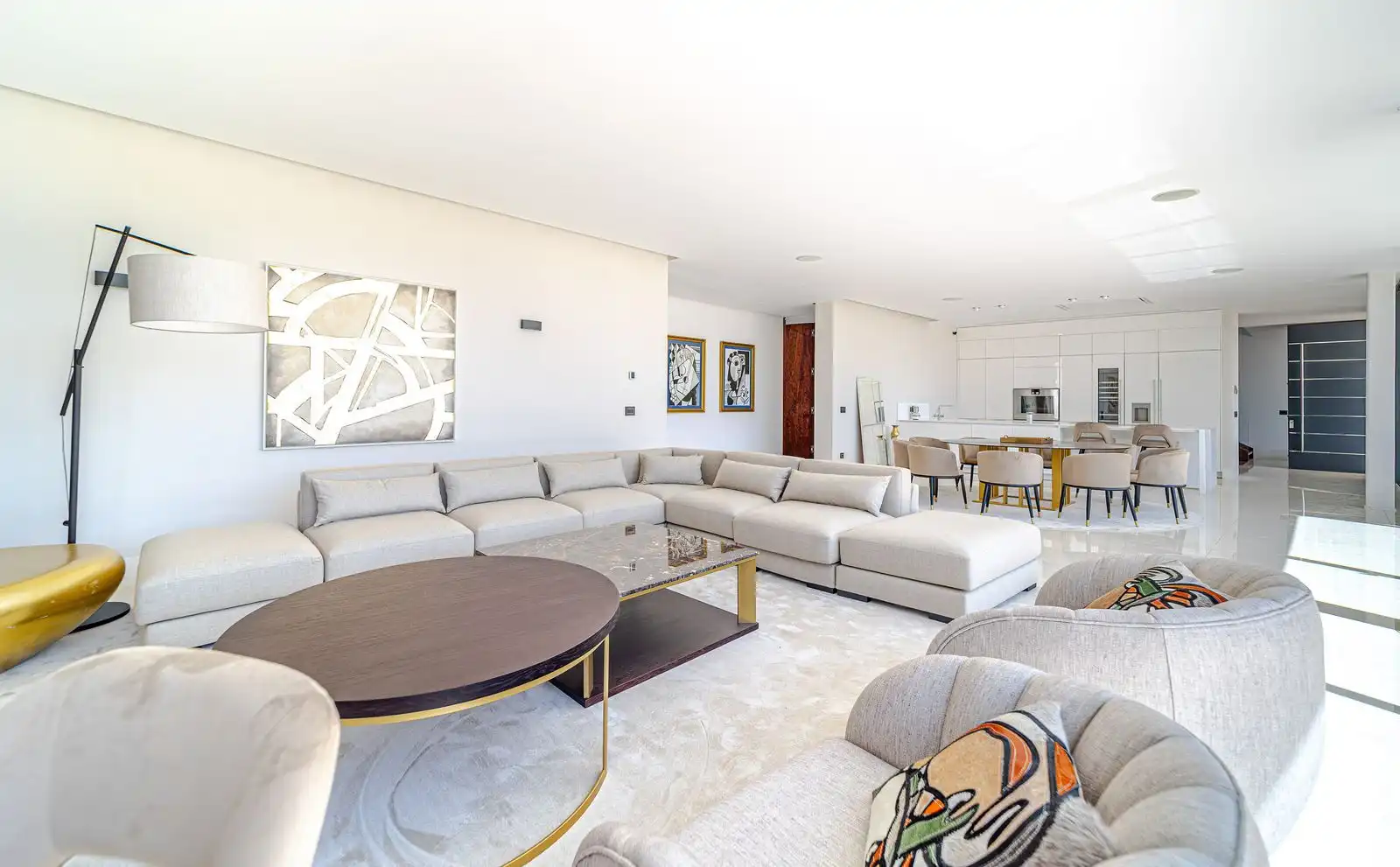 Wohnzimmer von Haus oder Chalet zur Miete in Marbella mit Klimaanlage, Privatgarten und Terrasse