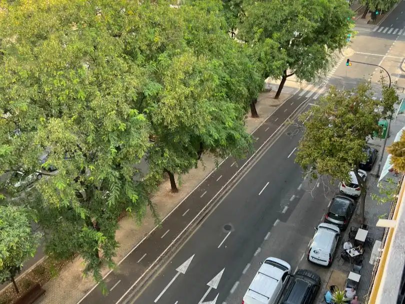 Außenansicht von Wohnung zum Verkauf in  Valencia Capital mit Klimaanlage und Balkon