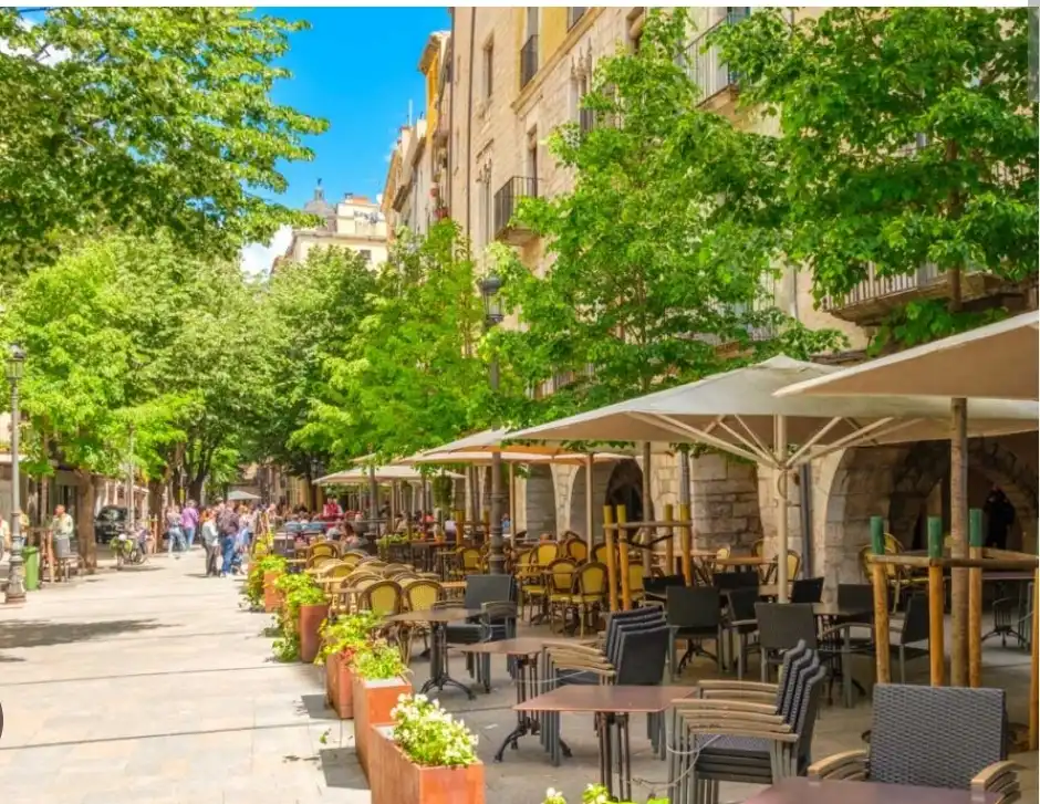 Außenansicht von Maisonette zur Miete in Girona mit Klimaanlage, Heizung und Terrasse