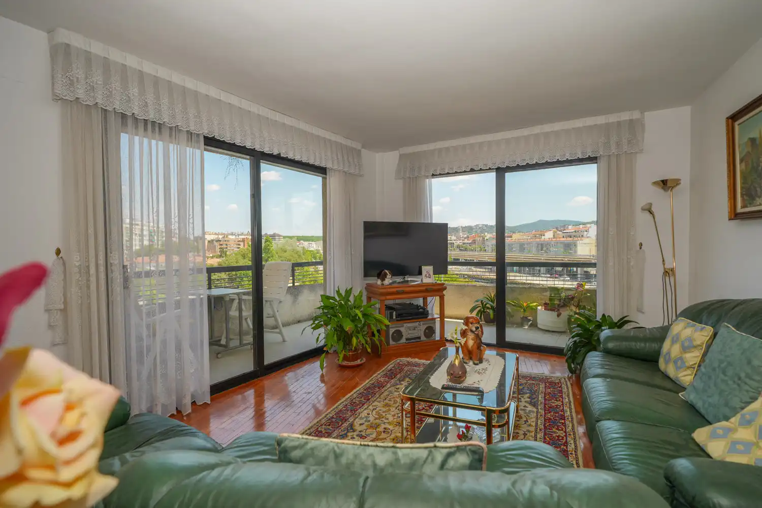 Sala de estar de Piso en venta en Girona con Calefacción, Parquet y Terraza