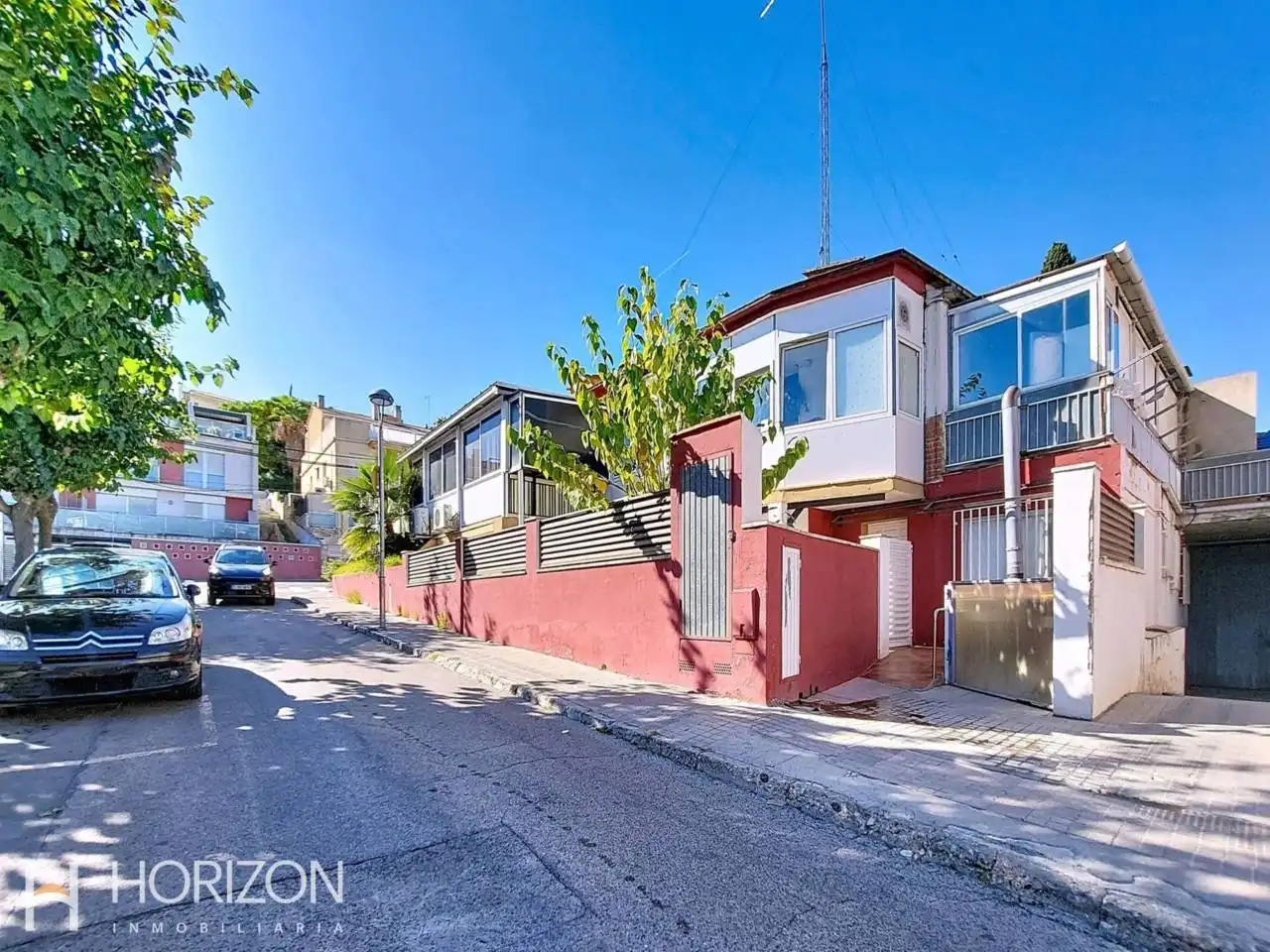 Vista exterior de Local en venda en Calafell amb Aire condicionat i Alarma