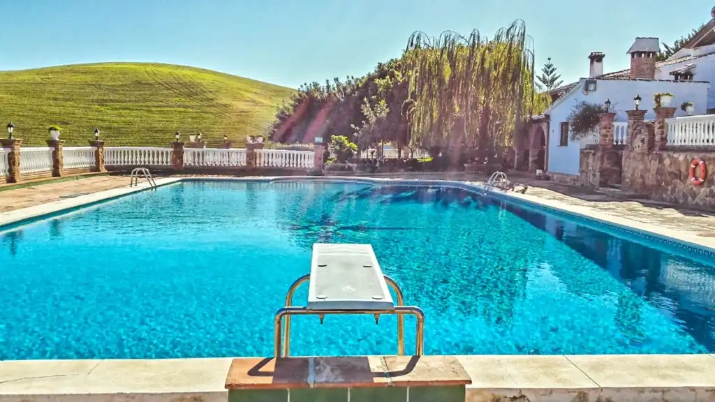 Casa rústica amb piscina en venda a Casarabonela, imagen 3