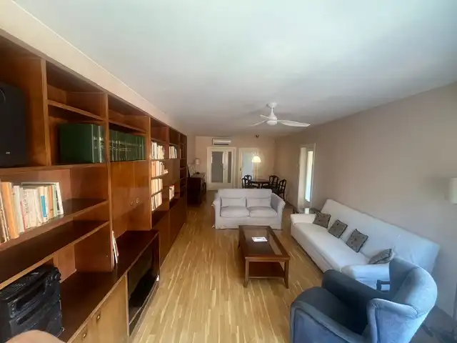 Wohnzimmer von Wohnung zur Miete in Sant Cugat del Vallès mit Klimaanlage, Heizung und Parkett