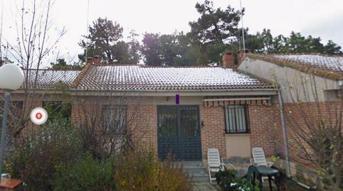 Foto 2 de Casa adosada en venda a Colonia Valpinos II, Sanchidrián, Ávila