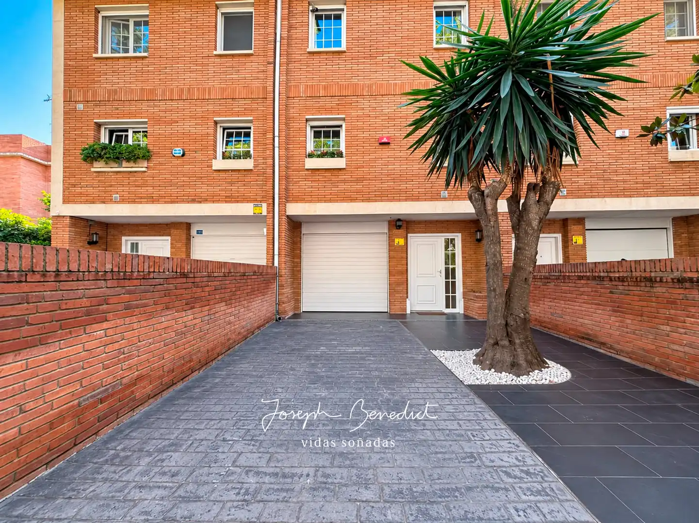 Vista exterior de Casa o chalet en venta en Castelldefels con Aire acondicionado, Calefacción y Jardín privado