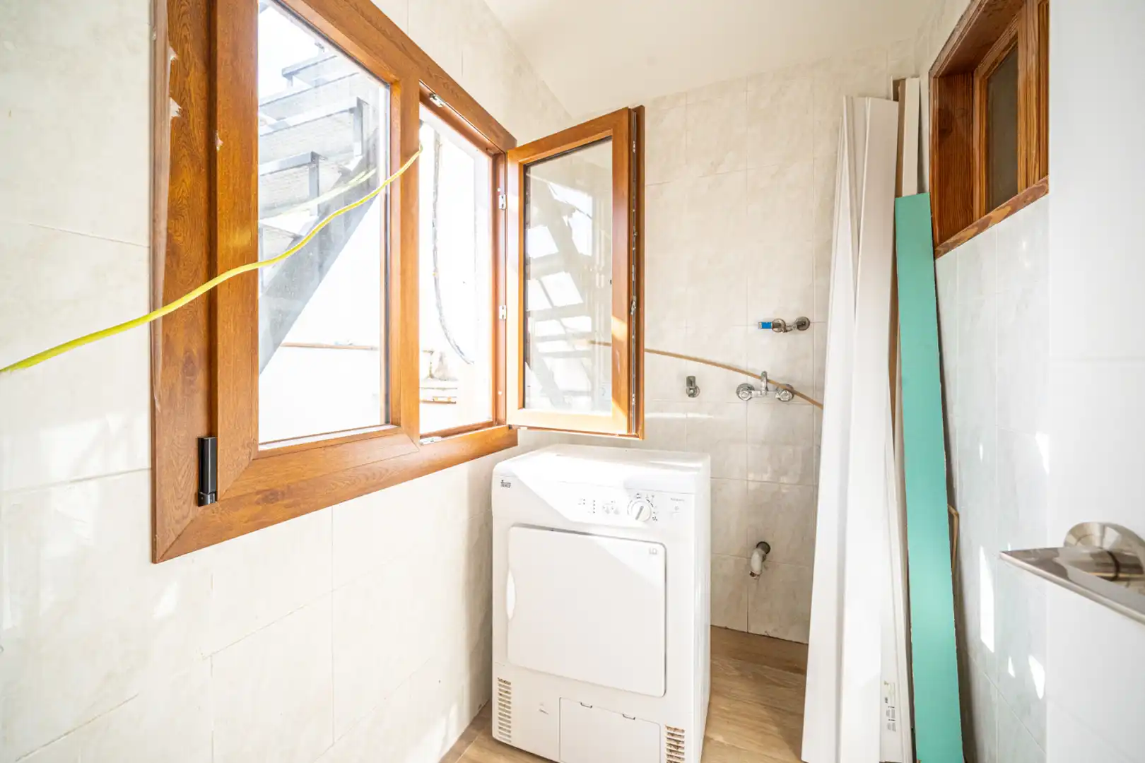 Bathroom of Buildings for sale in Porreres