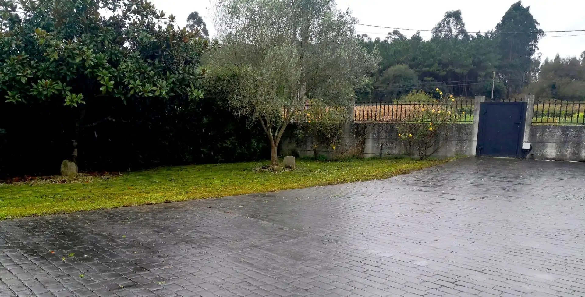 Jardí de Casa o xalet en venda en Carballo amb Calefacció, Jardí privat i Terrassa