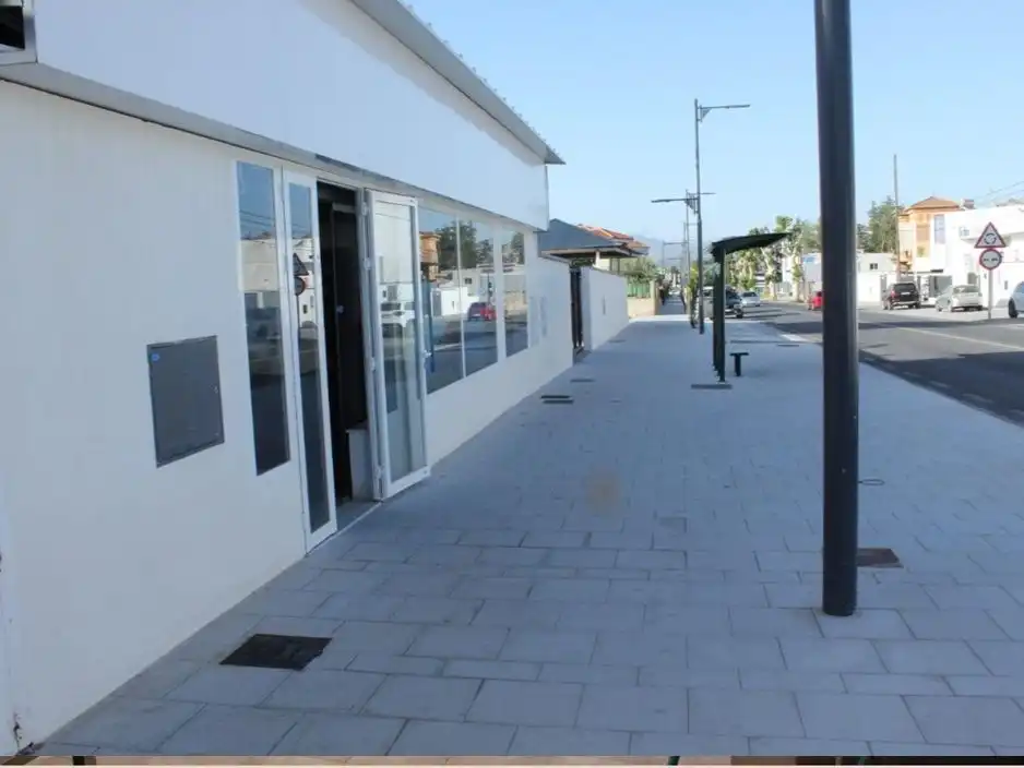 Local de alquiler en Alhendín con Aire acondicionado, Calefacción y Terraza