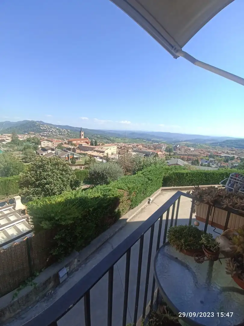 Exterior view of Houses for sale in Berga  with Private garden, Parquet flooring and Balcony