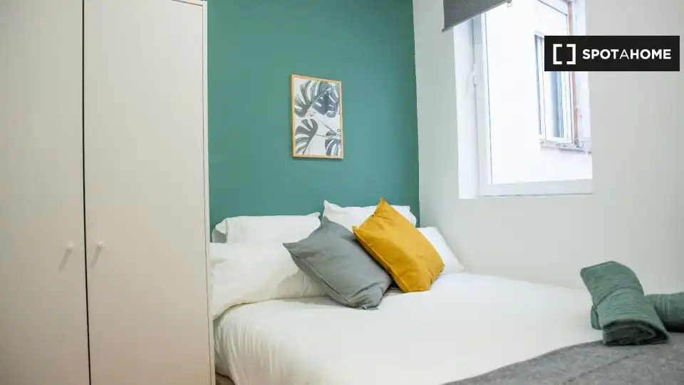 Habitación de Piso de alquiler en Madrid con Aire acondicionado, Calefacción y Amueblado