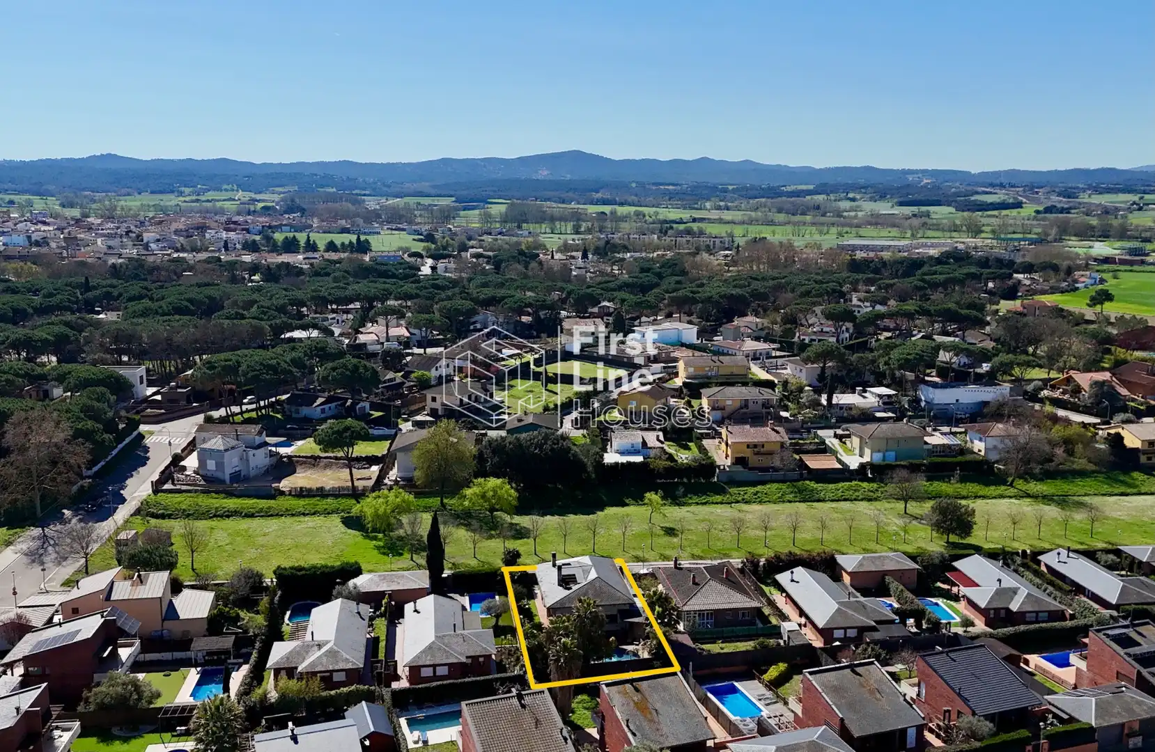 Vista exterior de Casa o xalet en venda en Vidreres amb Aire condicionat, Calefacció i Jardí privat