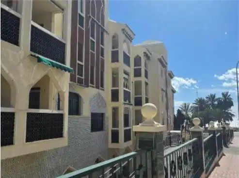 Vista exterior de Apartamento en venta en Santa Pola con Jardín privado, Terraza y Amueblado