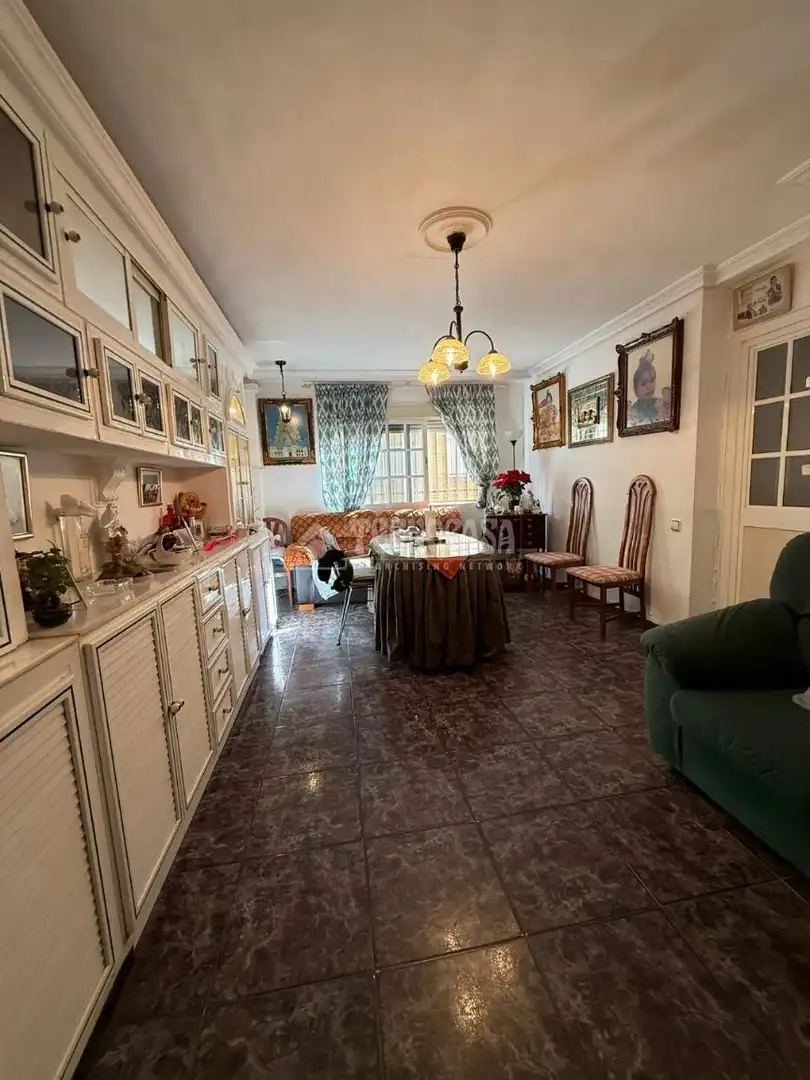 Comedor de Piso en venta en Camas con Aire acondicionado