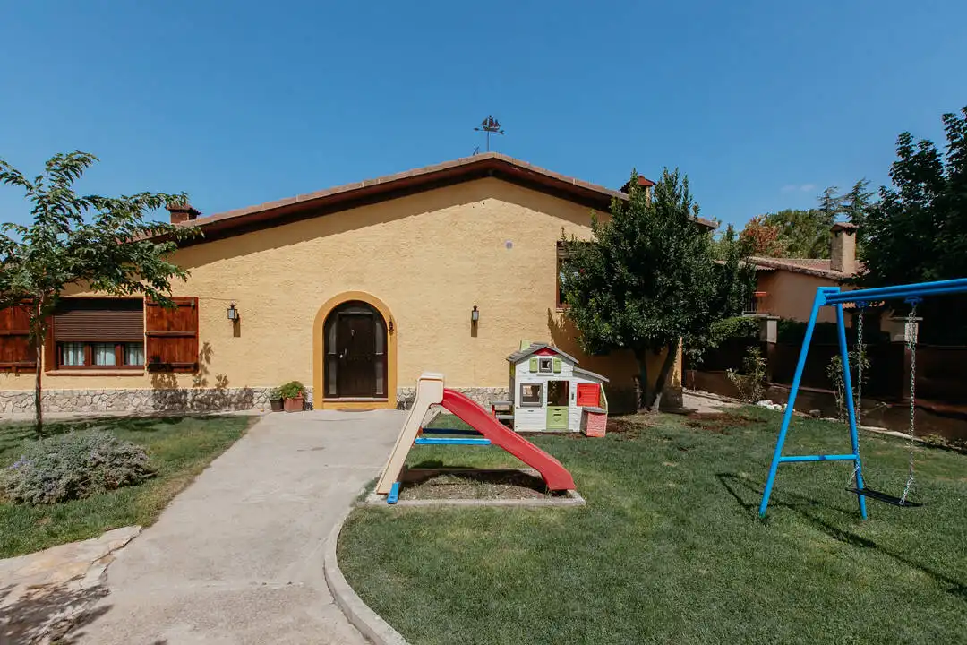 Vista exterior de Casa o chalet en venta en Lupiñén-Ortilla con Aire acondicionado, Calefacción y Jardín privado